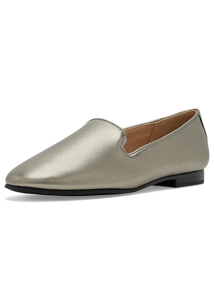 Балетки на плоской подошве с мыском almond toe Ishani Journee Collection — изображение 1 из 4, серебристый