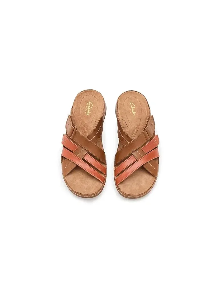 Сандалии на каблуке Cecily Slide Clarks — изображение 2 из 4, бежевый