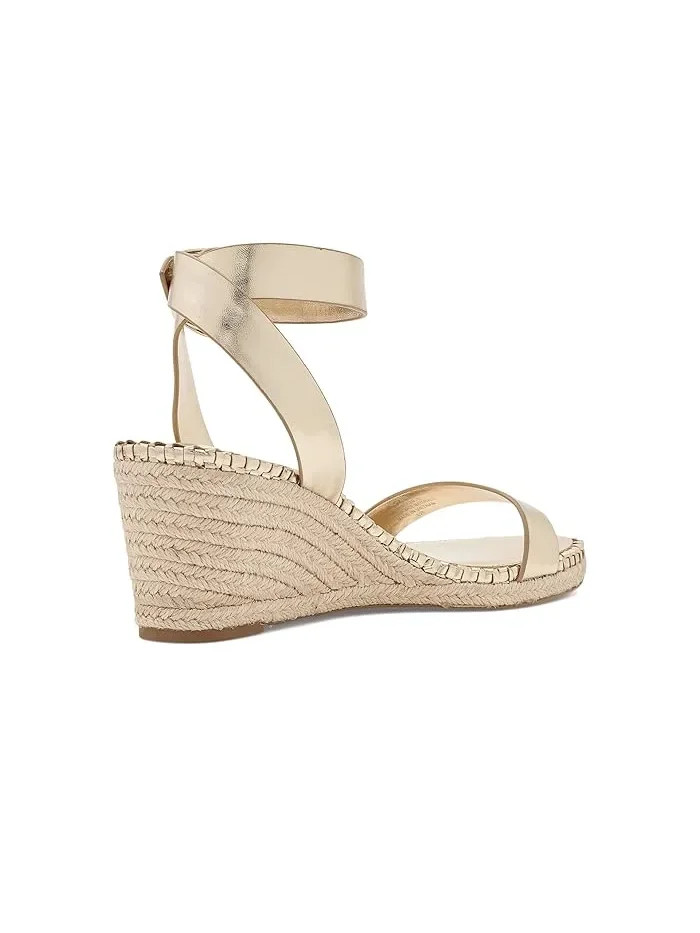 Босоножки на танкетке Fainel Vince Camuto — изображение 3 из 4, золотистый