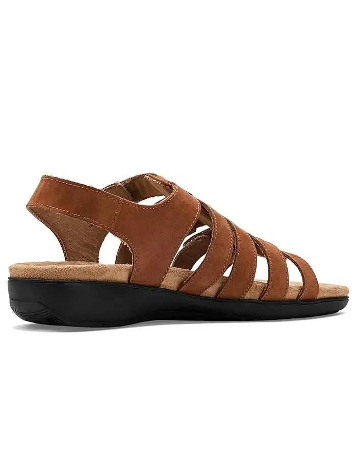 Сандалии с металлическими заклепками Rikki Studs Trotters, Luggage Nubuck — изображение 3 из 4, нубук