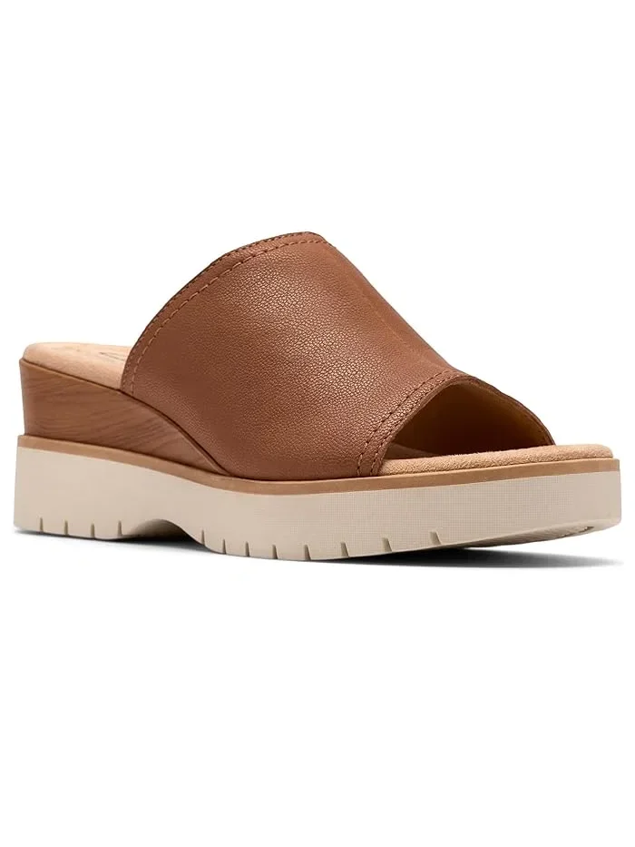 Босоножки на танкетке Diaz Slide Clarks — изображение 1 из 4, бежевый