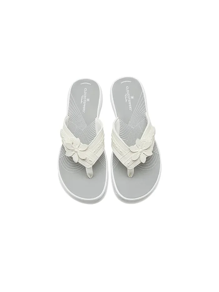 Сандалии с цветком Breeze Opal Clarks — изображение 2 из 4, белый