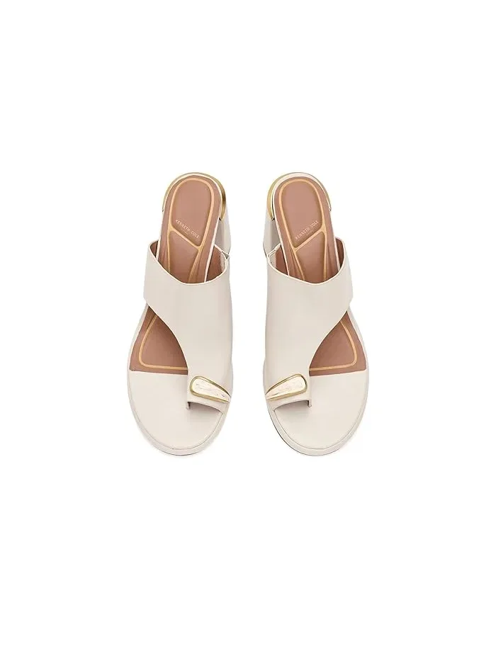 Туфли-мюли с открытым носком Syndika Kenneth Cole New York — изображение 2 из 4, экру