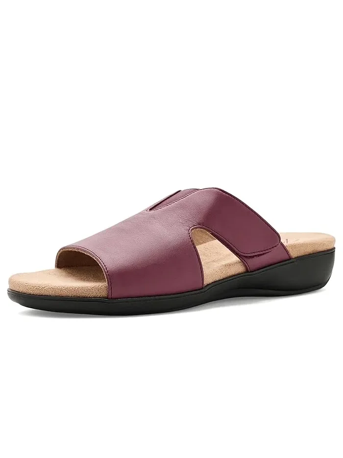 Сандалии кожаные Roxine 2.0 Trotters