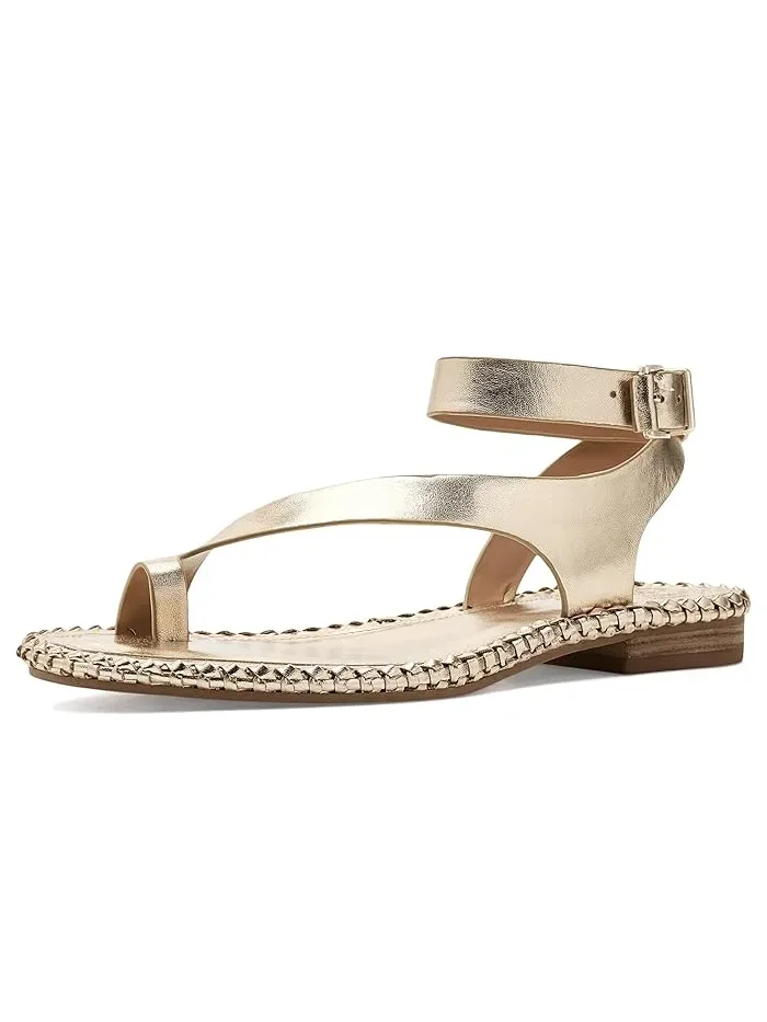 Сандалии с ремешком на щиколотке и петлей для пальца Libahs Vince Camuto