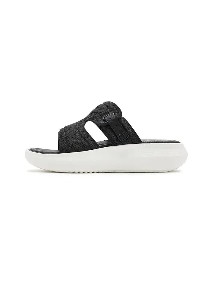 Сандалии с регулируемым ремешком Solevana Mist Clarks — изображение 4 из 4, черный