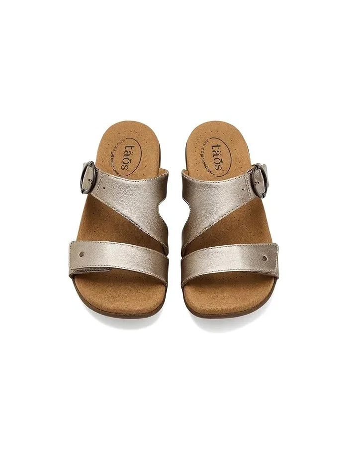 Сандалии с металлическим блеском Westside Taos Footwear — изображение 2 из 4, шампань