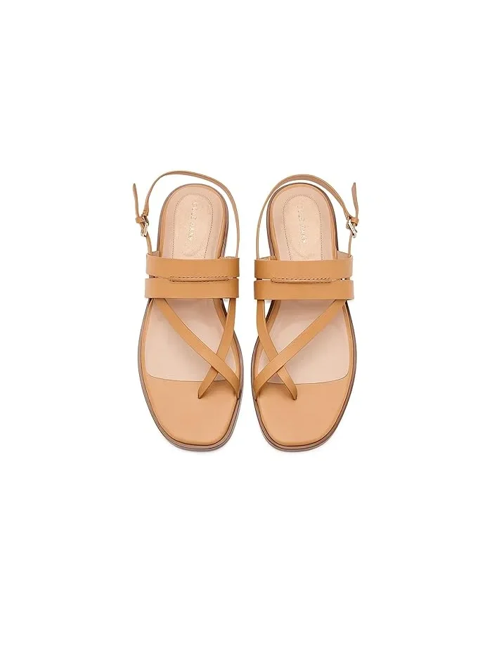Сандалии Go-to Estella Flat Thong Cole Haan — изображение 2 из 4, бисквит