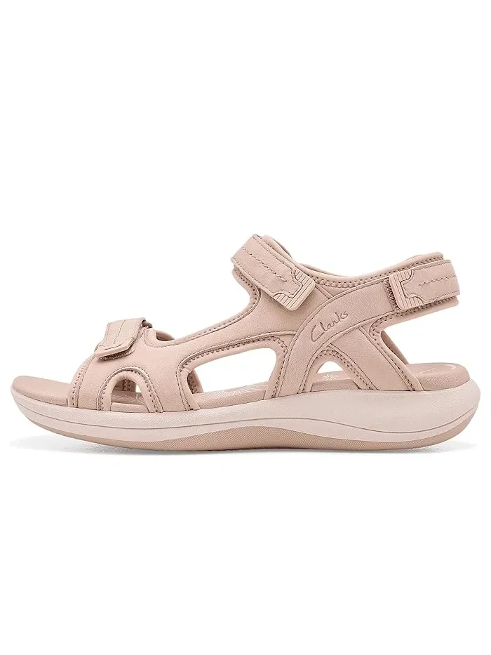 Сандалии на липучках Mira Free Clarks — изображение 4 из 4, песочный
