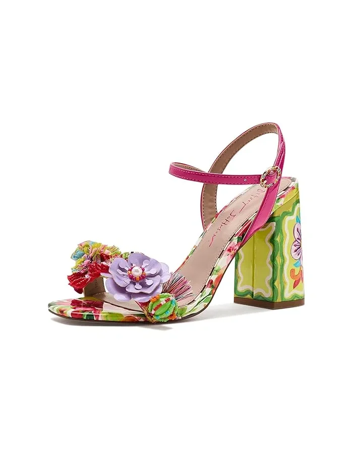 Босоножки на каблуке с цветочным декором Masen Blue by Betsey Johnson