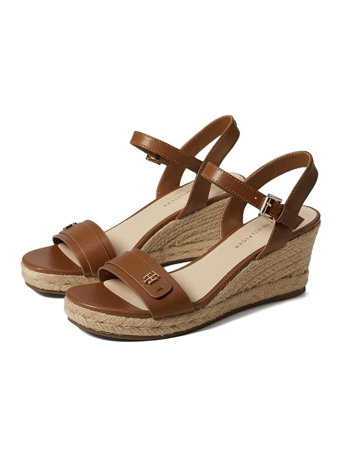 Босоножки на каблуке Genavo Tommy Hilfiger