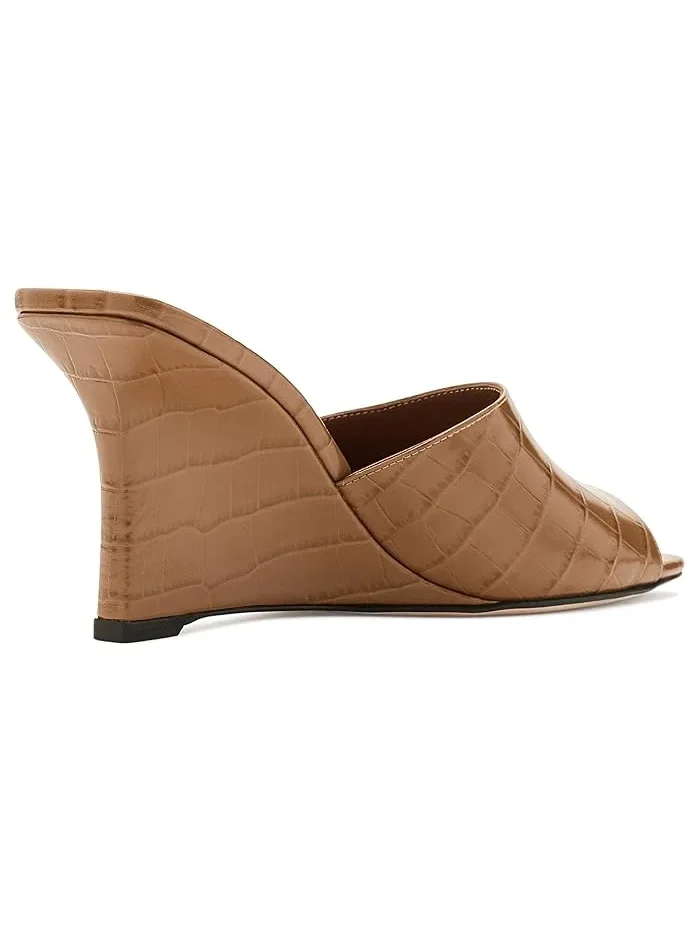 Босоножки на танкетке Vinnie Wedge Mule 85 Stuart Weitzman, Doe — изображение 3 из 4, олениха