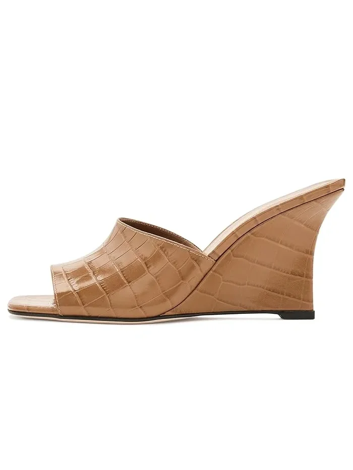 Босоножки на танкетке Vinnie Wedge Mule 85 Stuart Weitzman, Doe — изображение 4 из 4, олениха