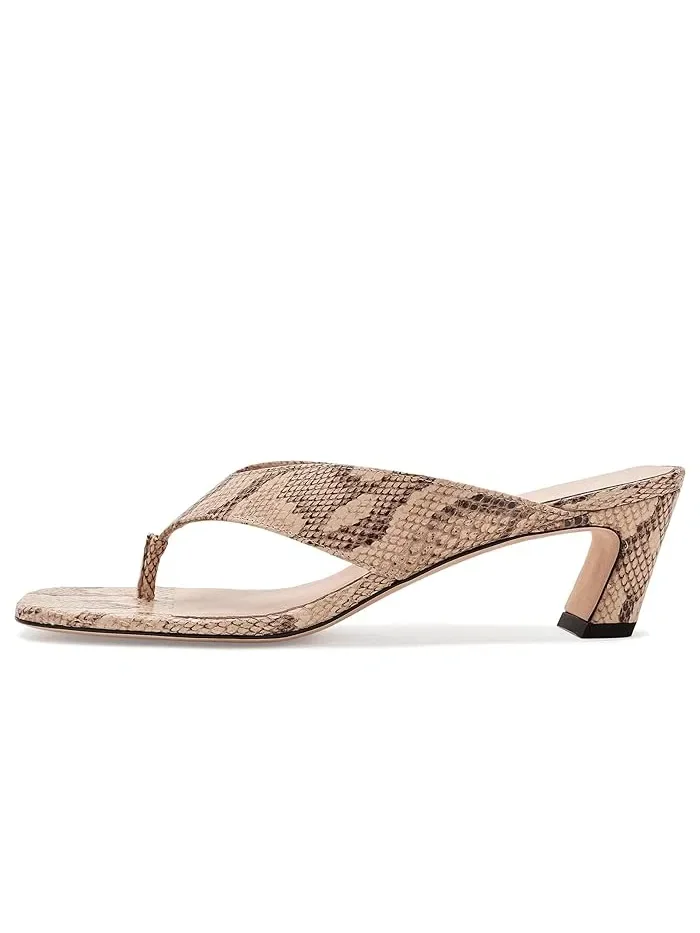 Босоножки на каблуке Stassi Thong 50 Stuart Weitzman — изображение 4 из 4, адобе