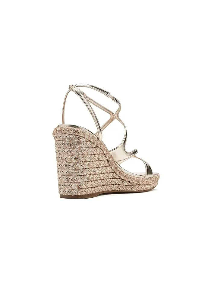Босоножки на каблуке Adriane Nine West — изображение 3 из 4, золото