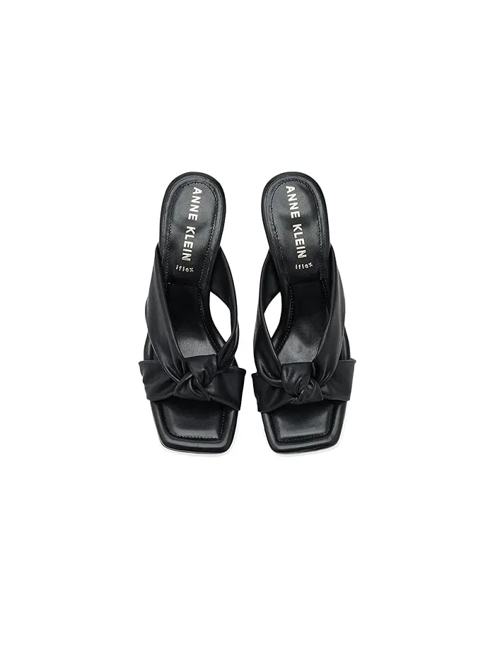 Босоножки на каблуке с узлом Anne Klein — изображение 2 из 4, черный