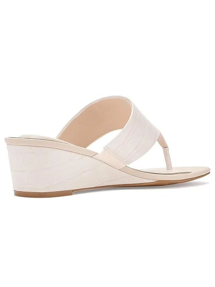 Туфли-лодочки на каблуке Willing Anne Klein — изображение 3 из 4, кость