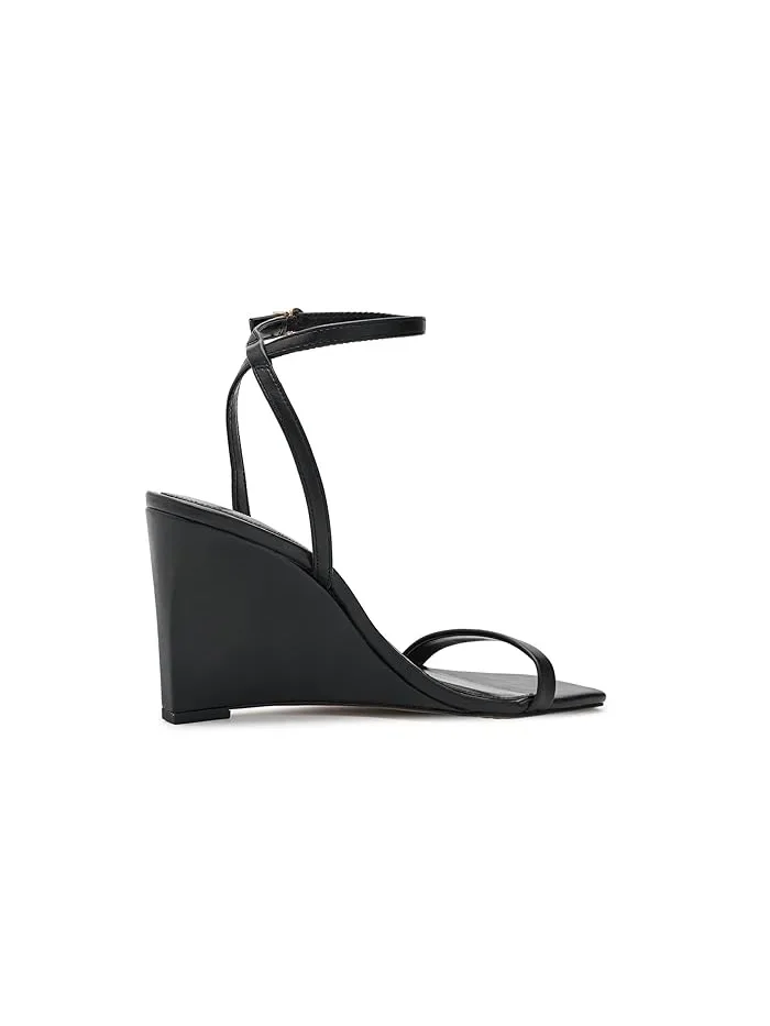 Босоножки на танкетке Ambee Vince Camuto — изображение 3 из 4, черный