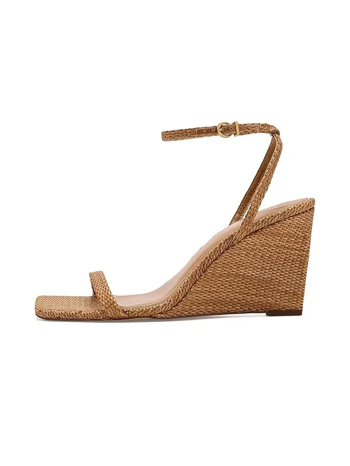 Босоножки на танкетке Ambee Vince Camuto — изображение 4 из 4, золотистый