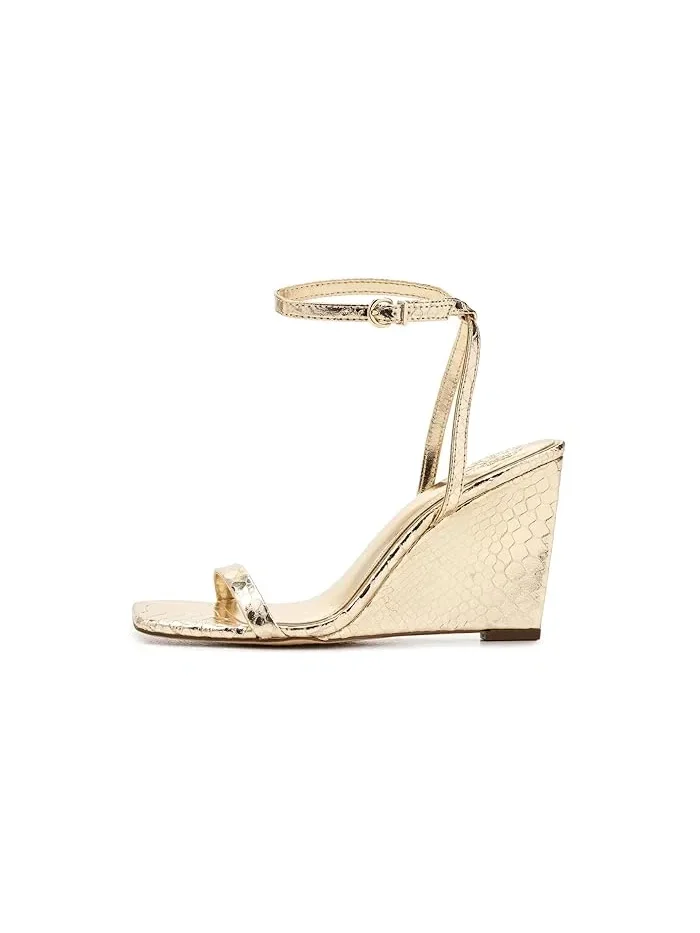 Босоножки на танкетке Ambee Vince Camuto — изображение 4 из 4, золото