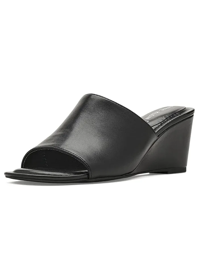 Босоножки на каблуке Charisma Anne Klein — изображение 1 из 4, черный