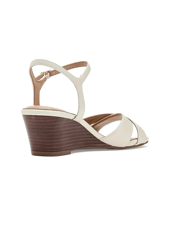 Босоножки на каблуке Noya Easy Spirit — изображение 3 из 4, бежевый