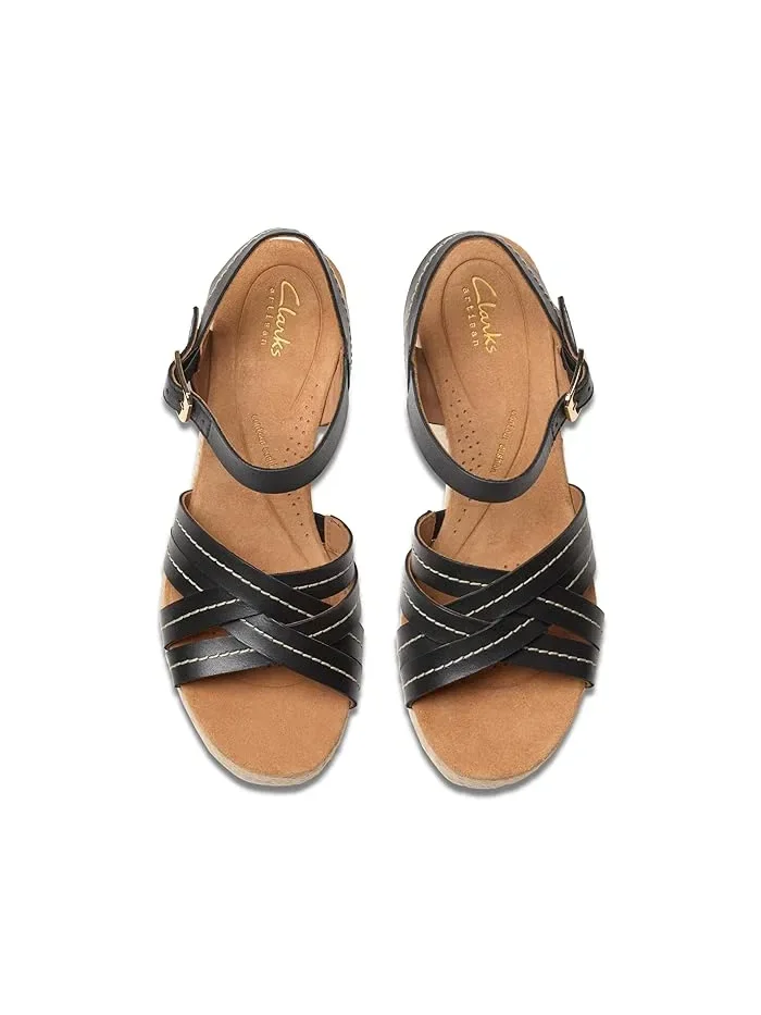 Босоножки на платформе Sabina Strap Clarks — изображение 2 из 4, черный