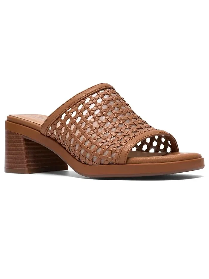 Босоножки на каблуке Jaylan Slide Clarks — изображение 1 из 4, бежевый