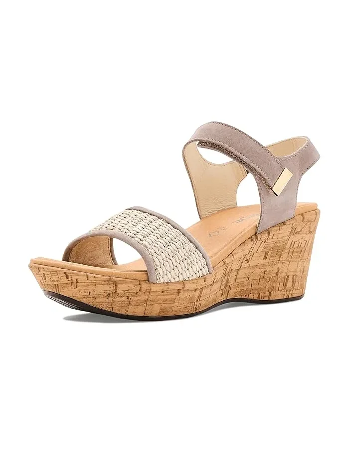 Босоножки на платформе Summer Raffia Naot