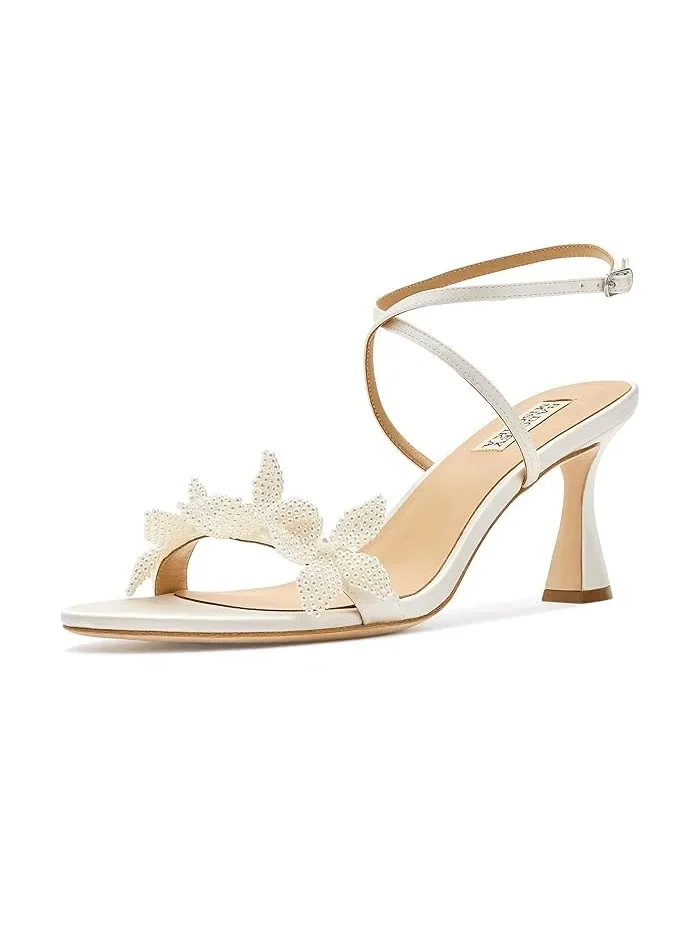 Туфли на каблуке с цветочным декором Whitney Badgley Mischka — изображение 1 из 4, белый