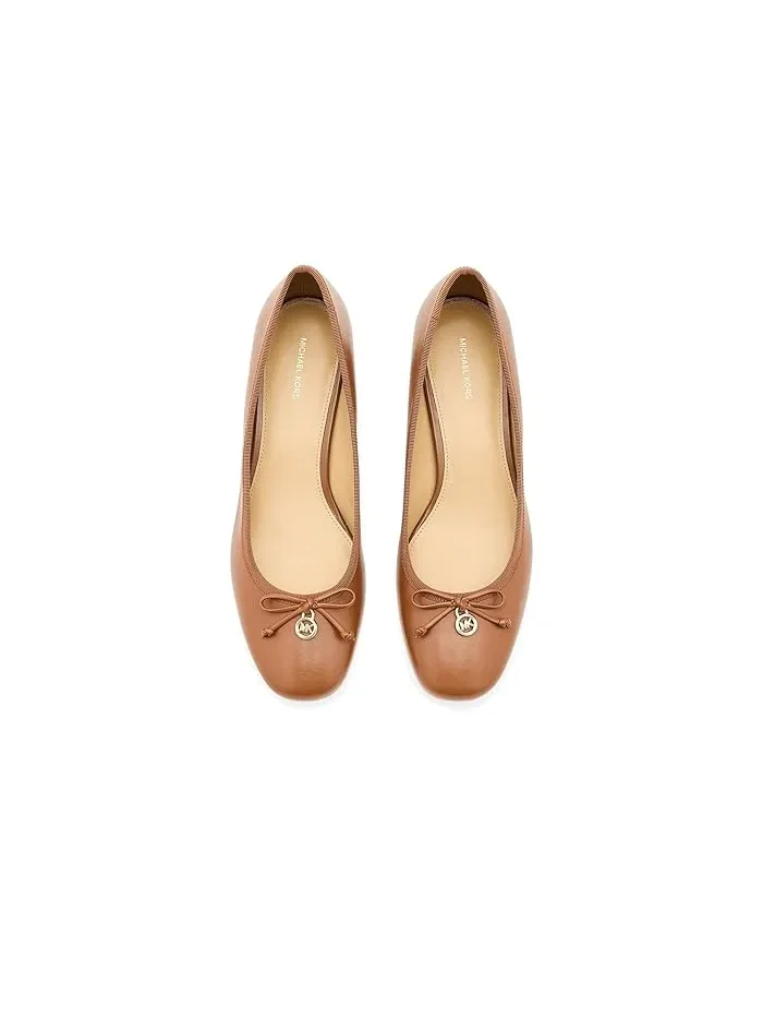 Туфли балетки на каблуке Piper Flex Mid MICHAEL Michael Kors — изображение 2 из 4, коричневый