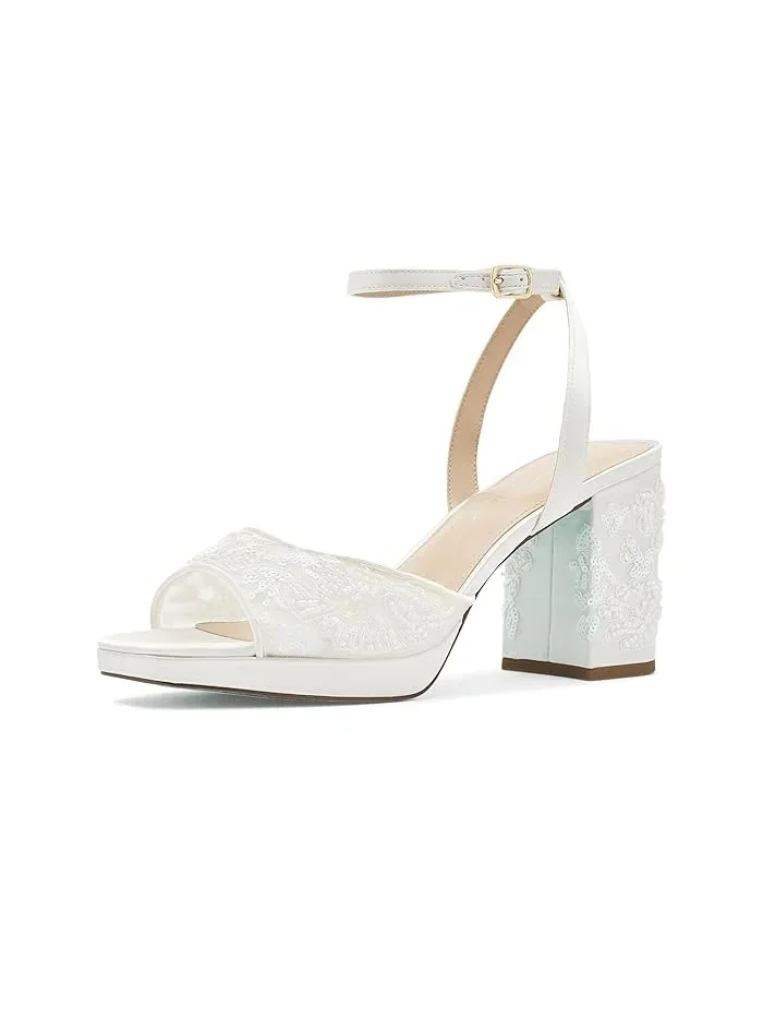 Туфли на каблуке Junie Blue by Betsey Johnson — изображение 1 из 4, белый