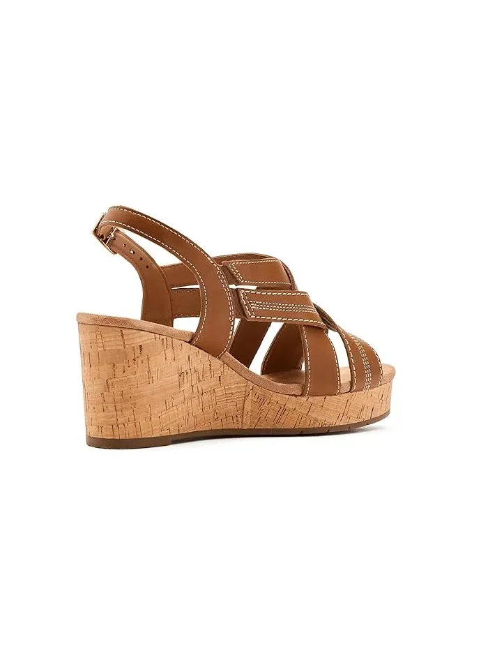 Туфли на каблуке Sabina Sling Clarks — изображение 3 из 4, бежевый