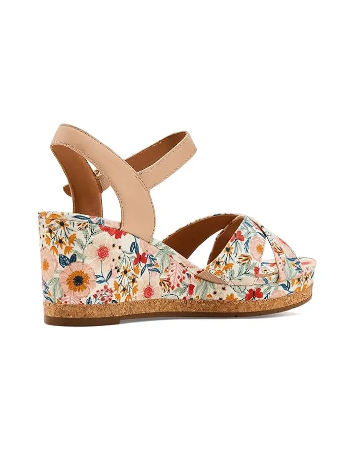 Туфли женские с цветочным принтом Chicly Floral Clarks — изображение 3 из 4, белый
