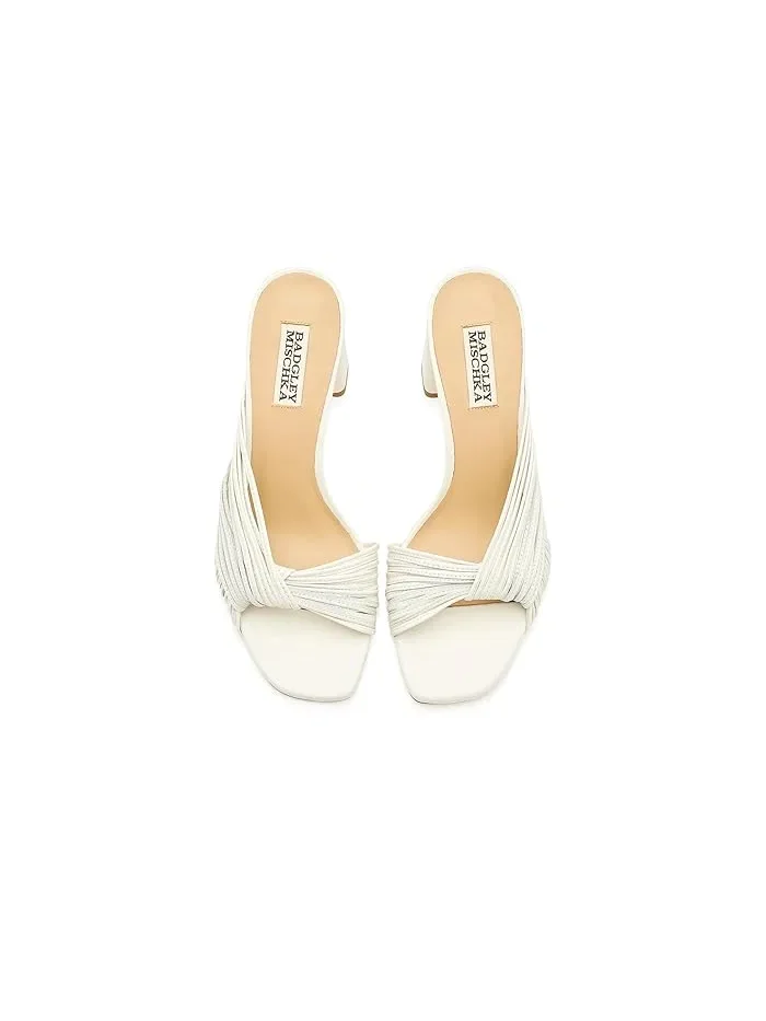 Туфли на каблуке Winslow Badgley Mischka — изображение 2 из 4, белый