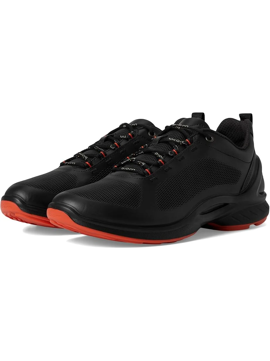 Кроссовки ECCO Sport BIOM FJUEL Zephyr Cross Trainer Sneaker — черный