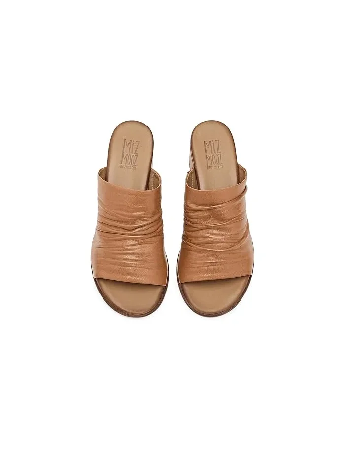 Босоножки из мягкой кожи Remey Miz Mooz — изображение 2 из 4, бренди