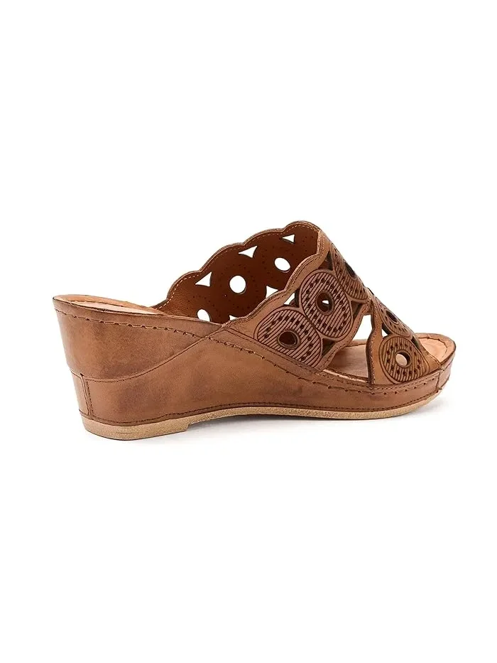 Босоножки на танкетке Labarnas Spring Step — изображение 3 из 4, коричневый