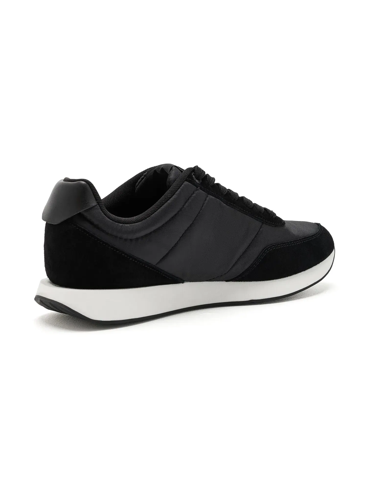 Кроссовки Tollyn Calvin Klein — изображение 3 из 4, черный/белый