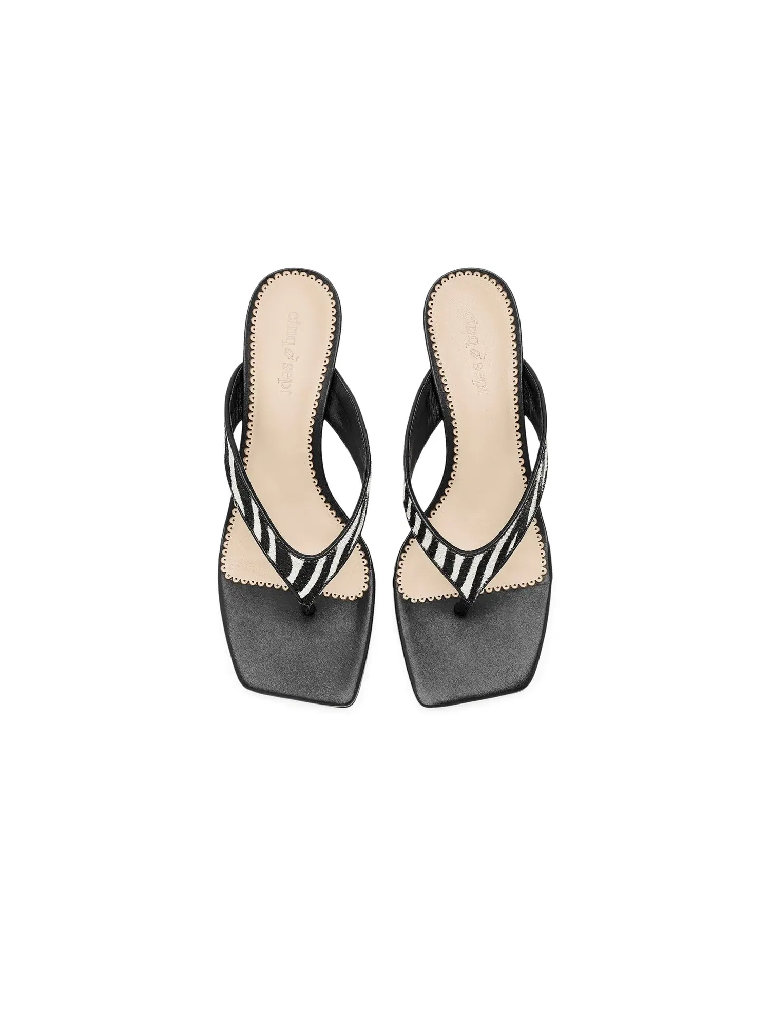 Сандалии на низком каблуке Frankie Zebra Haircalf Kitten Heel Sandals Cinq À Sept — изображение 2 из 4, черный/слоновая кость