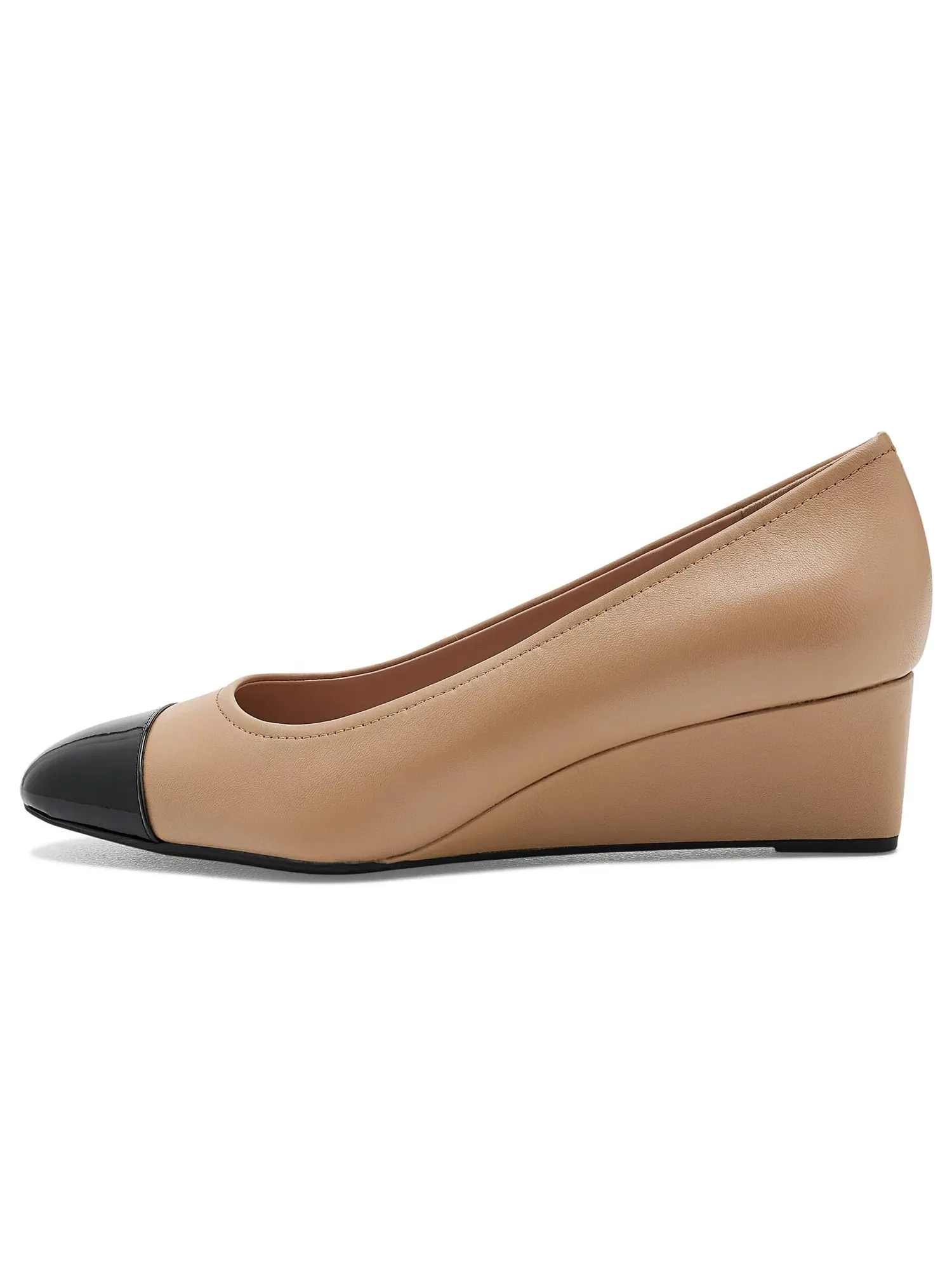 Туфли на каблуке-танкетке Go-To Malta Wedges Pumps Cole Haan — изображение 4 из 4, песочный/черный