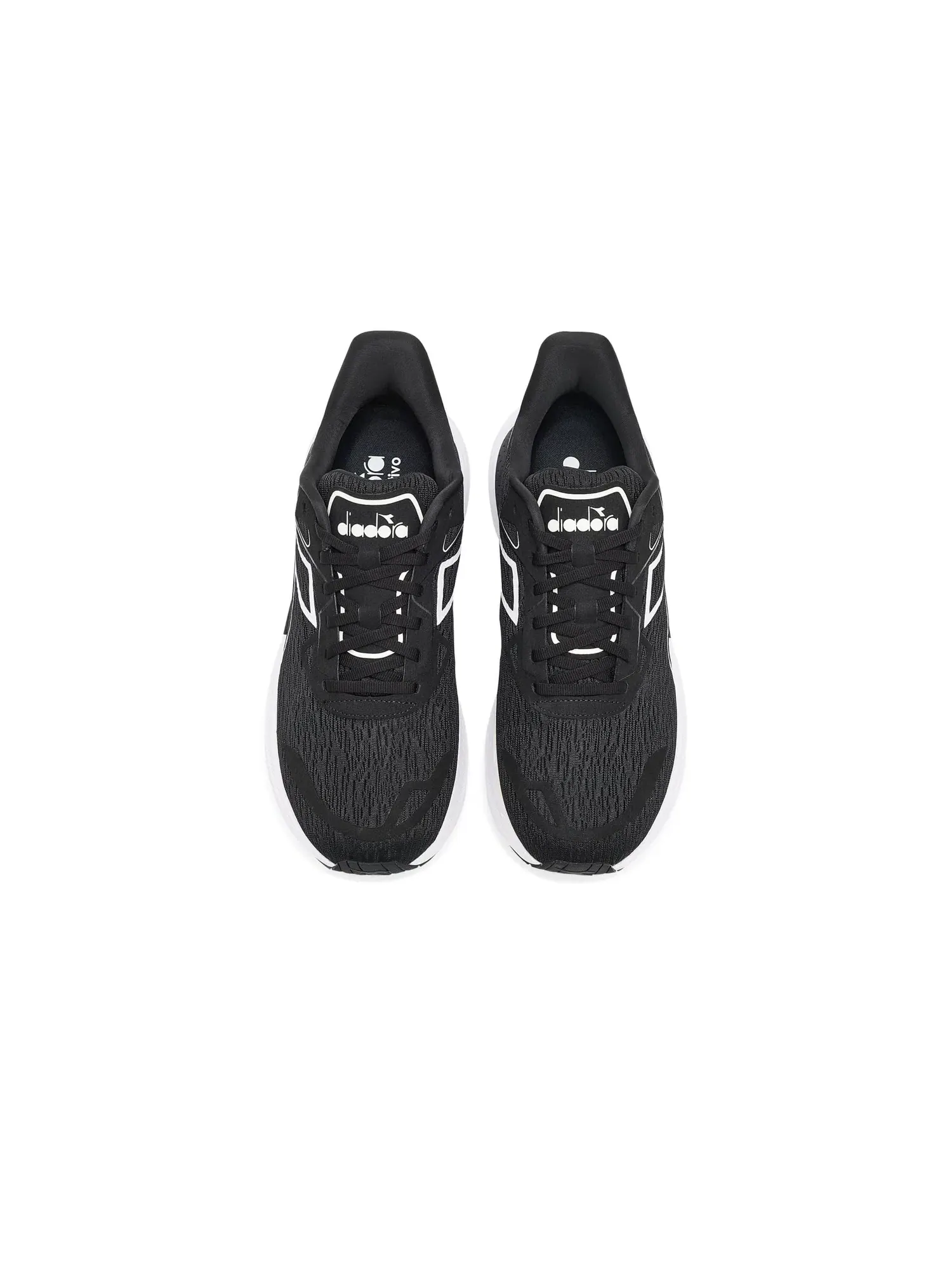 Кроссовки Nucleo 2 Diadora — изображение 2 из 4, черный/белый