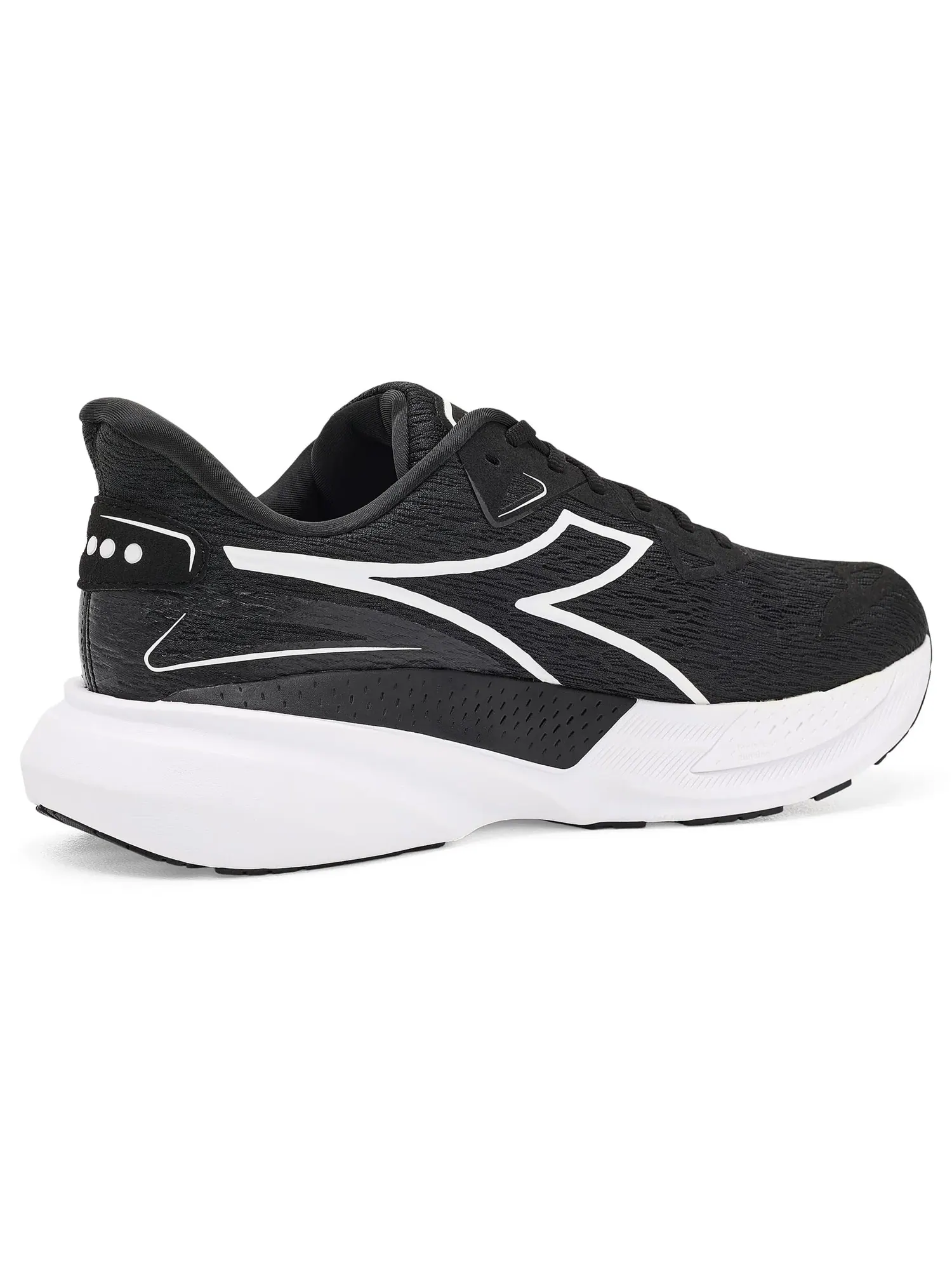 Кроссовки Nucleo 2 Diadora — изображение 3 из 4, черный/белый