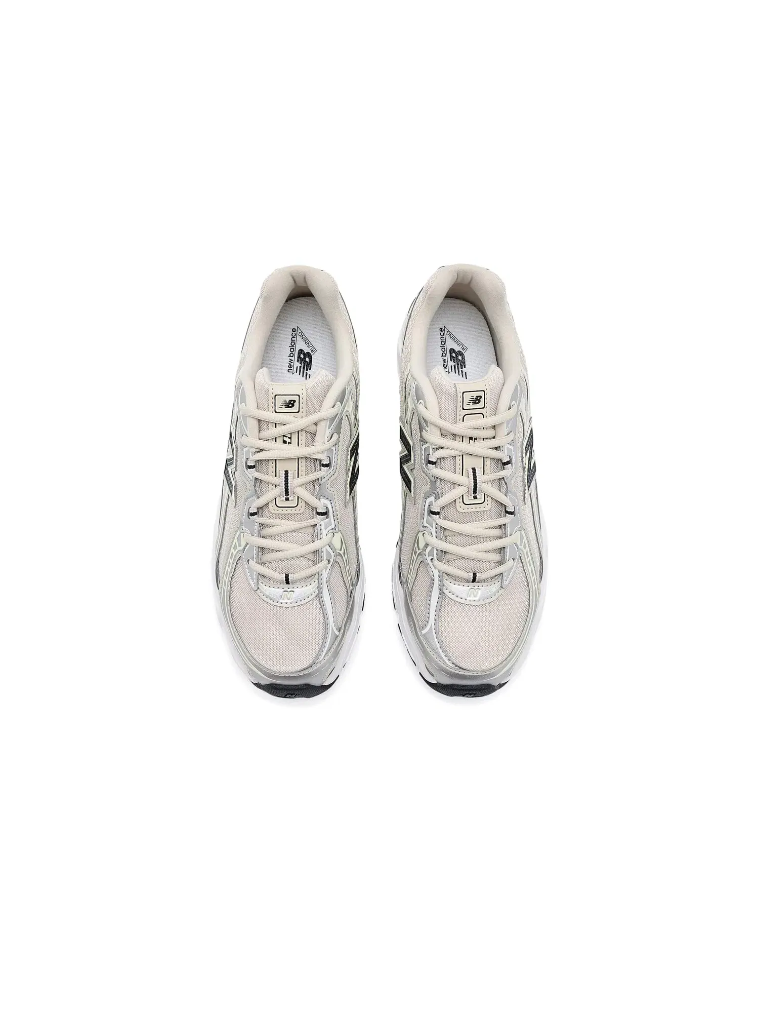 Кроссовки 740 New Balance Classics — изображение 2 из 4, черный