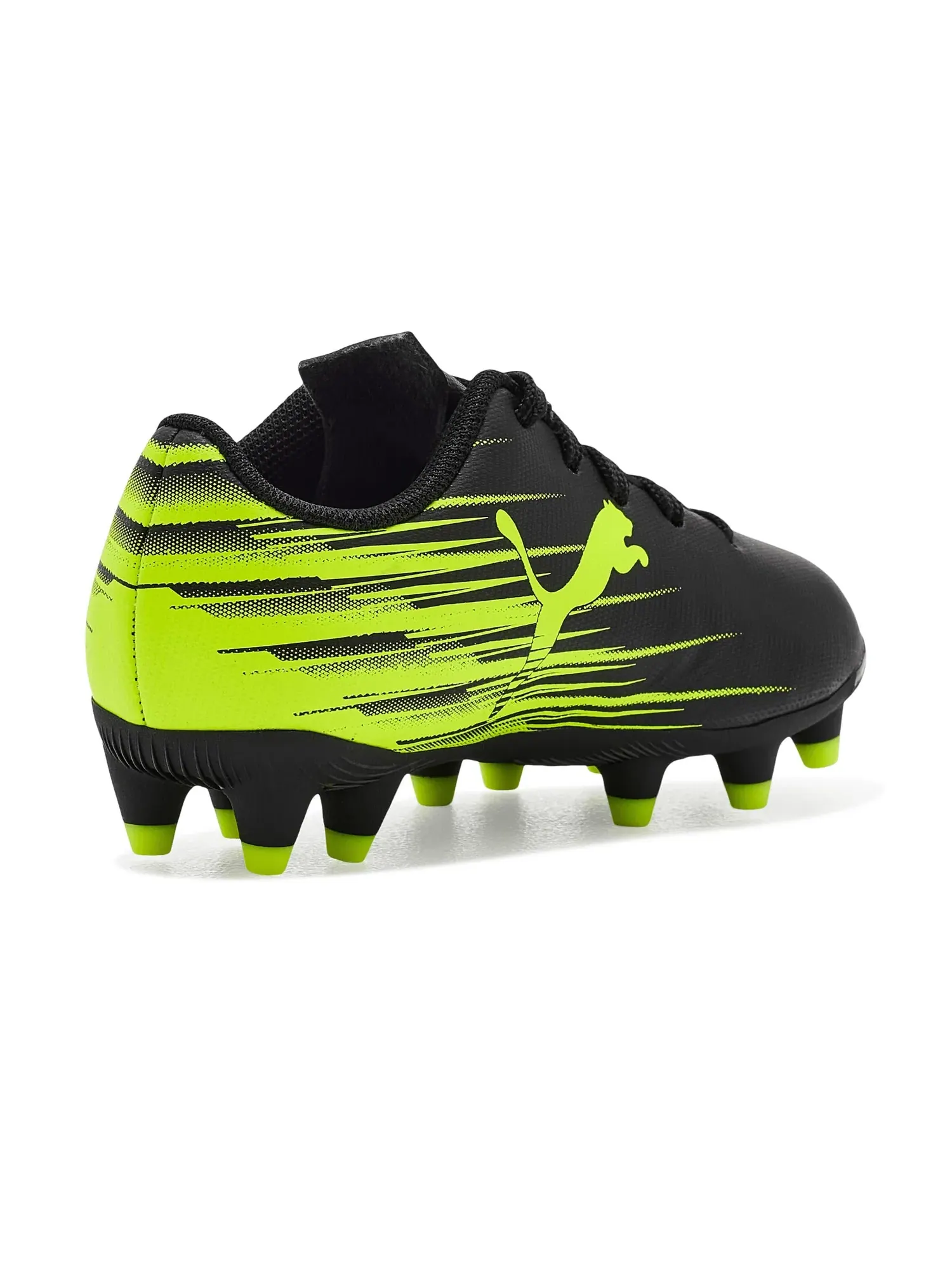 Бутсы Attacanto II Firm, Artificial Ground Soccer Cleats (для малышей, маленьких и больших детей) Puma Kids, черный