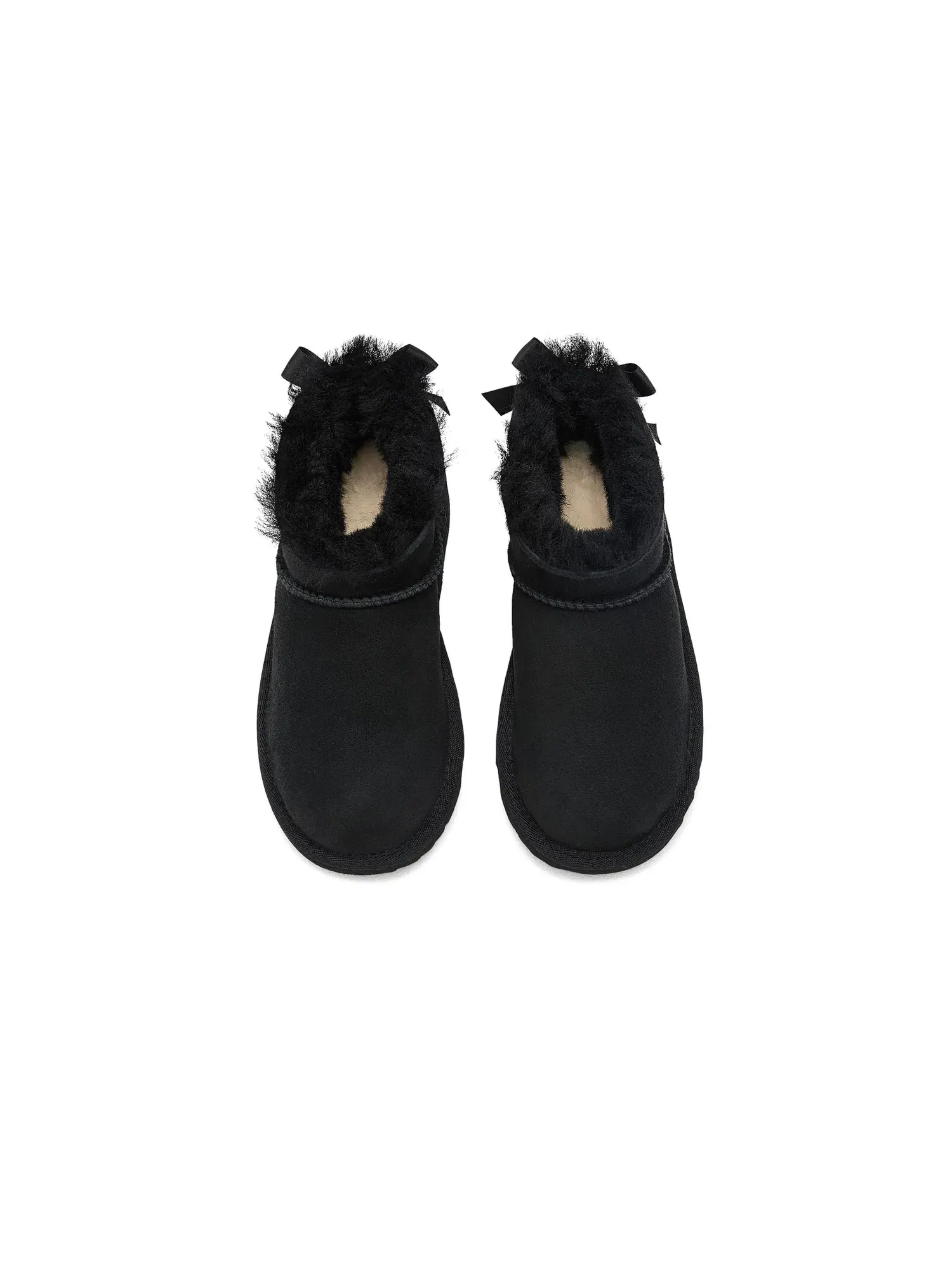 Ботинки Ultra Mini Bailey Bow (для маленьких и больших детей) Ugg Kids — изображение 2 из 4, черный