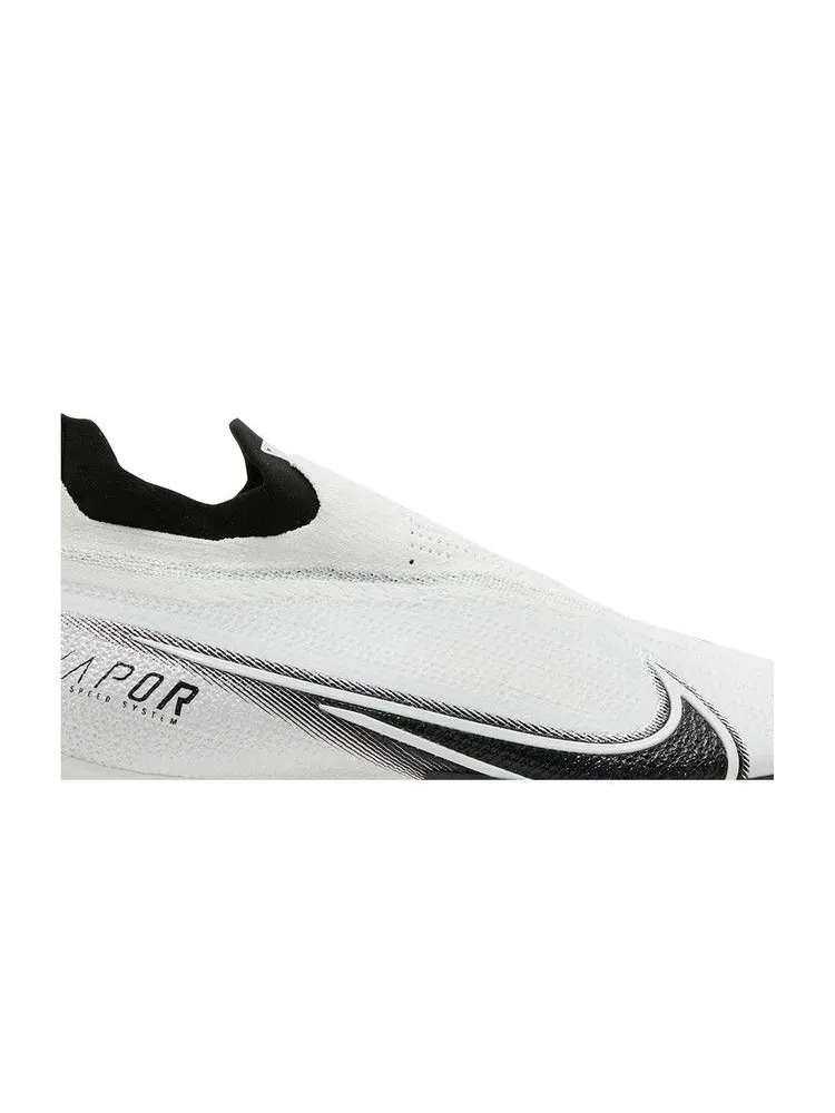 Бутсы Nike Vapor Edge Elite 360 Flyknit 'White Black' — изображение 3 из 9, белый/черный/белый