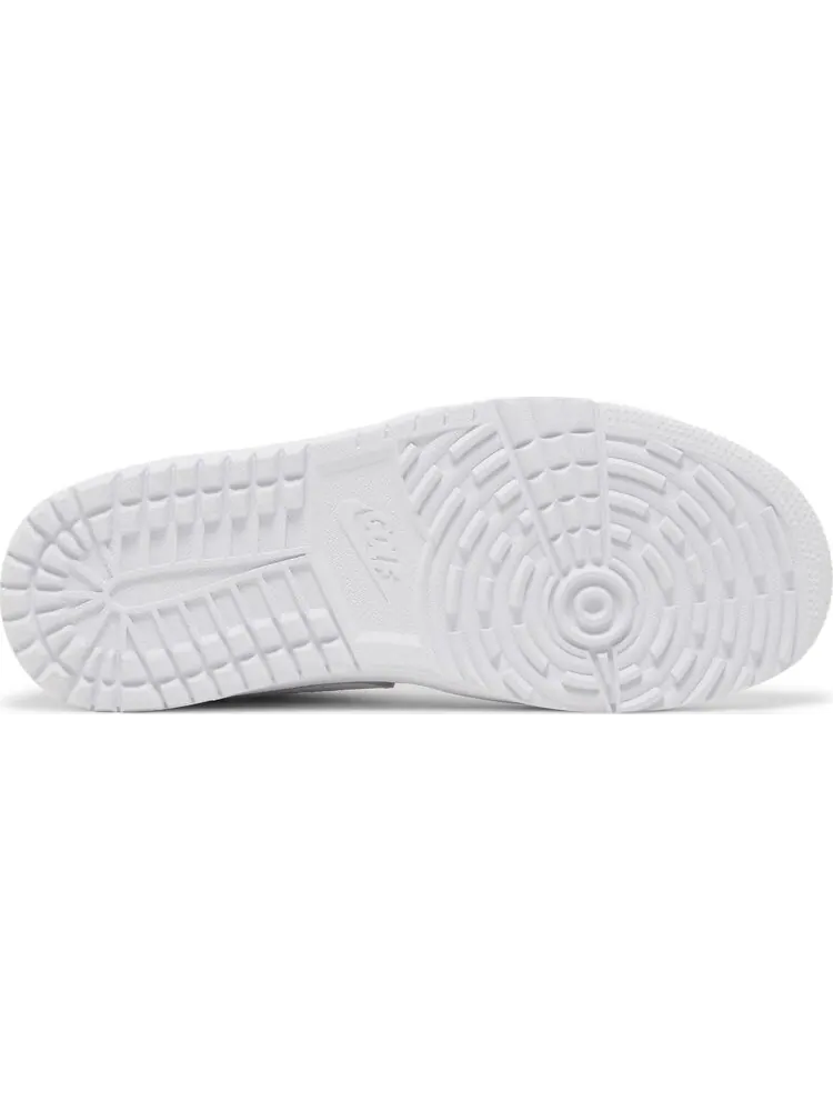 Бутсы Air Jordan 1 Low Golf White Crocodile — изображение 4 из 8, белый