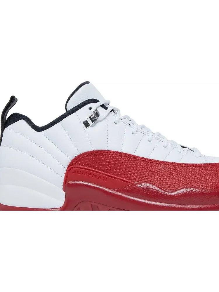 Бутсы Air Jordan 12 Low Golf Cherry — изображение 2 из 8, белый