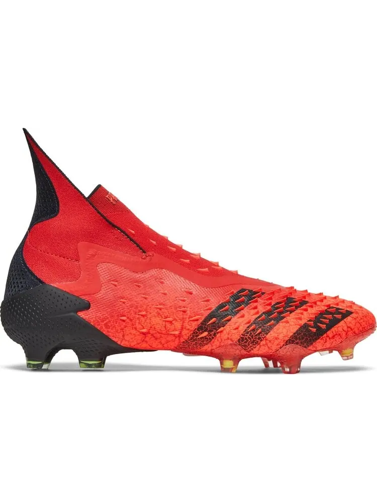 Бутсы Adidas Predator Freak+ FG 'Demonskin - Solar Red' — изображение 1 из 8, красный